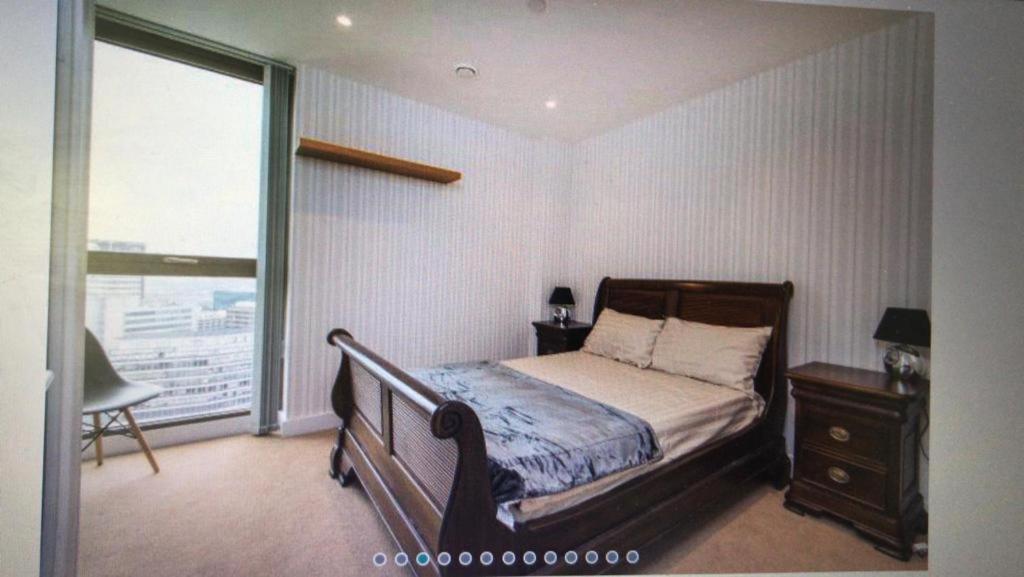 Luxurious Serviced Apartment In ครอยดอน ภายนอก รูปภาพ